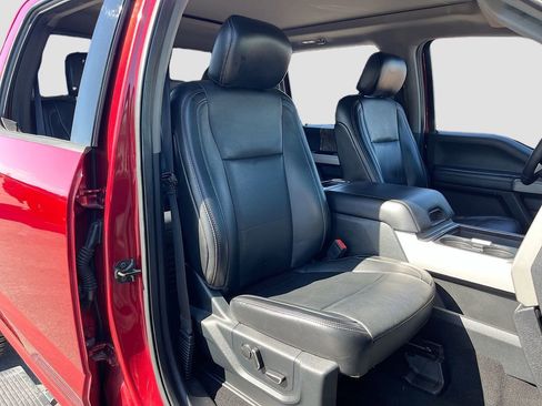 Used 2019 Ford F250 Lariat w/ Lariat Ultimate Package image 29