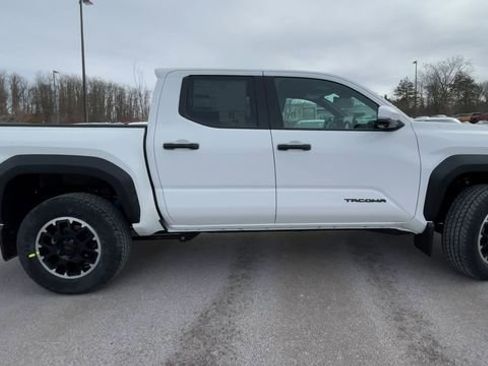 New 2026 Toyota Tacoma TRD Off-Road image 9