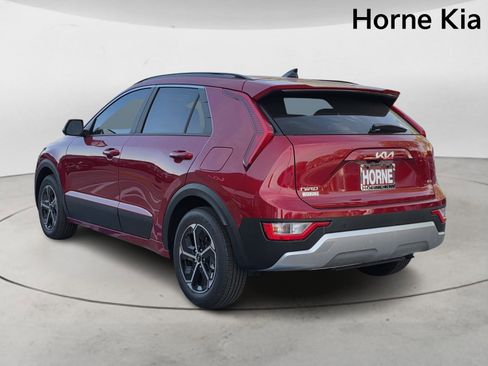 New 2025 Kia Niro EX image 5