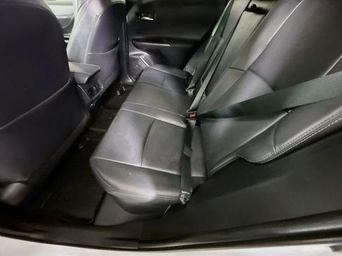 Certified 2023 Toyota Venza Nightshade image 27