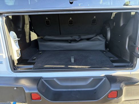 Used 2023 Jeep Wrangler Unlimited Sahara w/ Cold Weather Group image 29