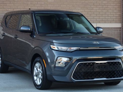 Used 2021 Kia Soul S FWD image 7