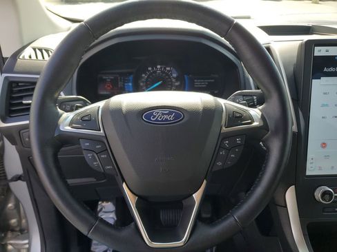 Certified 2023 Ford Edge SEL w/ Convenience Package image 17