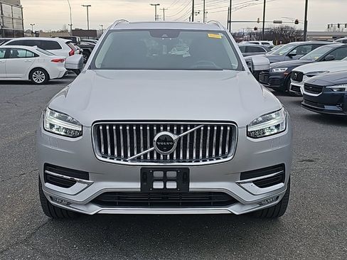 Used 2022 Volvo XC90 T6 Inscription w/ Advanced Package image 16