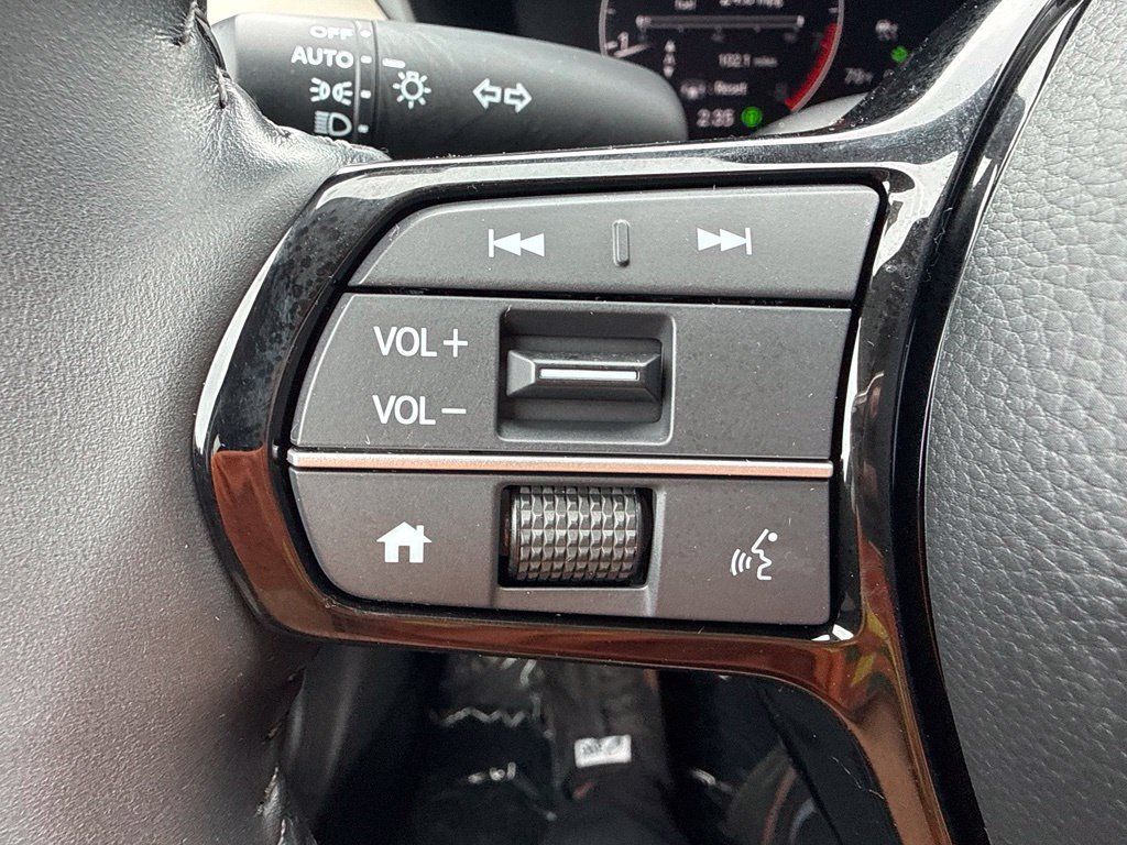 Used 2024 Honda HR-V EX-L image 17