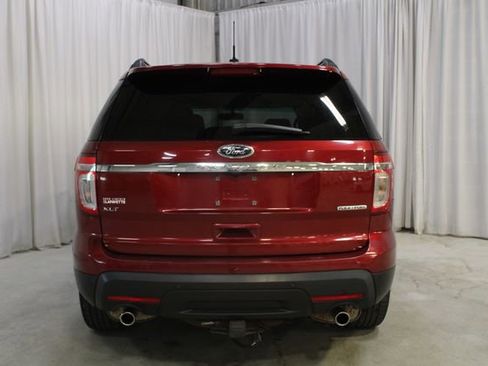 Used 2014 Ford Explorer XLT w/ Equipment Group 202A FWD image 23