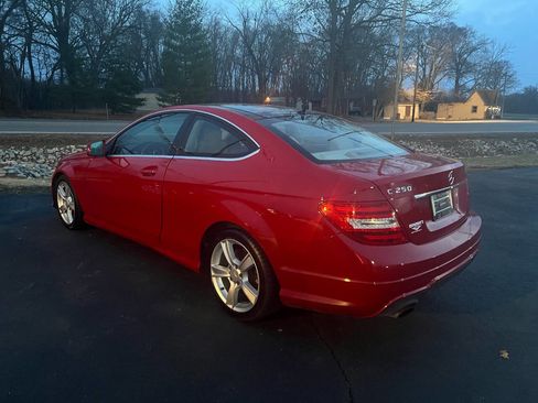 Used 2013 Mercedes-Benz C 250 Coupe image 3
