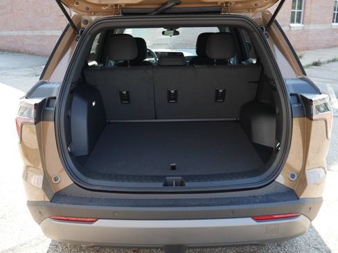 New 2027 Chevrolet Equinox LT FWD image 7