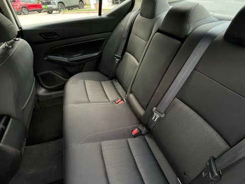 Used 2024 Nissan Altima 2.5 SV FWD image 24