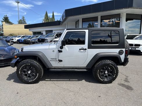 Used 2010 Jeep Wrangler Sport AWD/4WD image 2