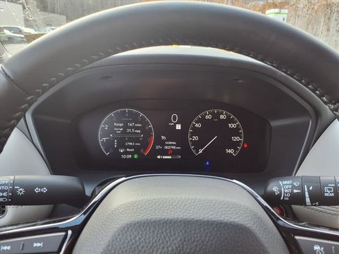 Used 2026 Honda HR-V EX-L image 10