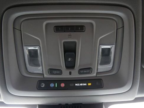 Used 2023 GMC Sierra 1500 Elevation w/ Preferred Package AWD/4WD image 19