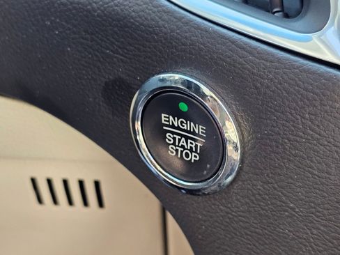 Used 2016 Ford Edge Titanium w/ Equipment Group 301A image 9