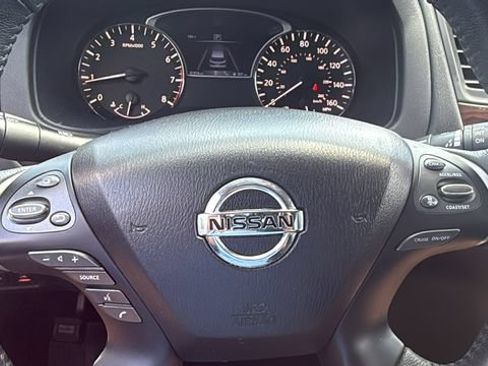 Used 2019 Nissan Pathfinder Platinum FWD image 15