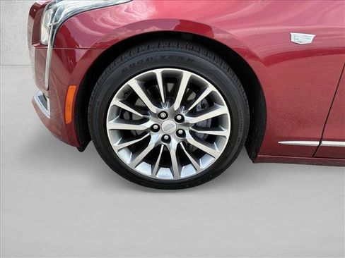 Used 2018 Cadillac CT6 Luxury AWD/4WD image 9