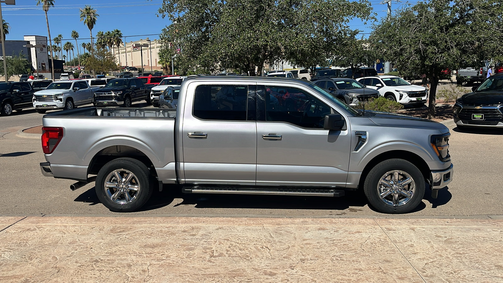 Used 2025 Ford F150 XLT w/ Equipment Group 301A Standard RWD image 9