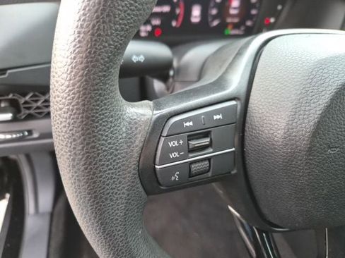 Used 2023 Honda Accord EX image 18
