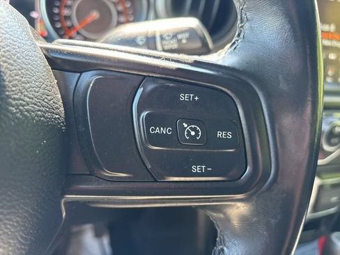 Used 2022 Jeep Wrangler Unlimited Sport AWD/4WD image 37