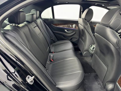 Used 2019 Mercedes-Benz E 300 w/ Premium 1 Package image 43