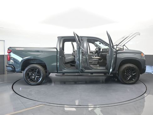 Used 2025 Chevrolet Silverado 1500 LT Trail Boss w/ Convenience Package II image 73