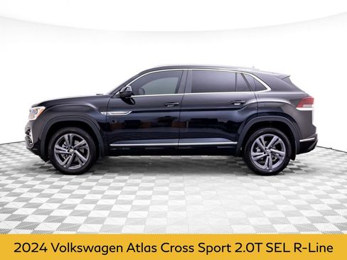 Used 2024 Volkswagen Atlas Cross Sport SEL R-Line AWD/4WD image 2
