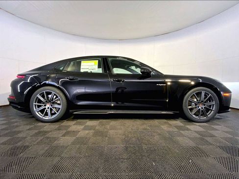 New 2026 Porsche Panamera 4S image 8
