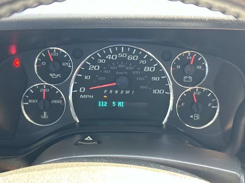 Used 2023 GMC Savana 2500 w/ Driver Convenience Package image 31