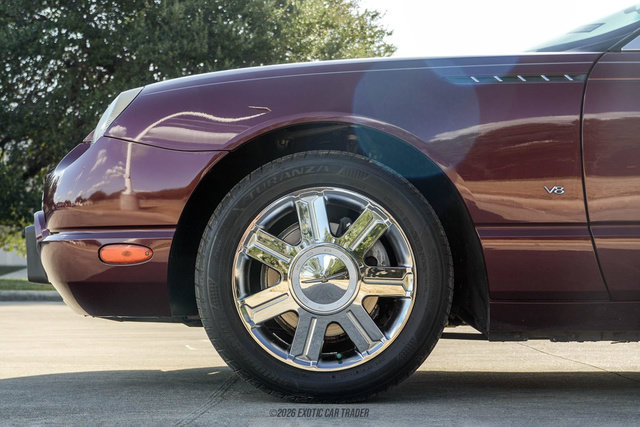Used 2004 Ford Thunderbird RWD image 4