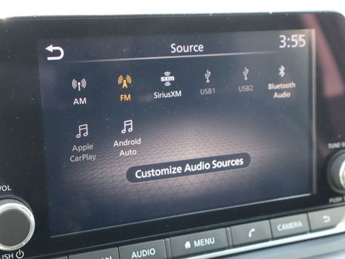 Used 2024 Nissan Rogue SV FWD image 8