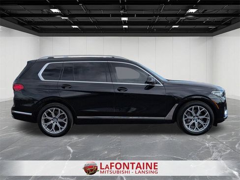 Used 2020 BMW X7 xDrive40i w/ Premium Package image 9