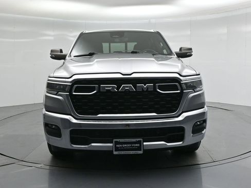 Used 2025 RAM 1500 2WD Crew Cab image 50