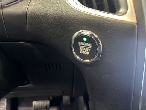 Used 2023 Ford Edge SEL image 20