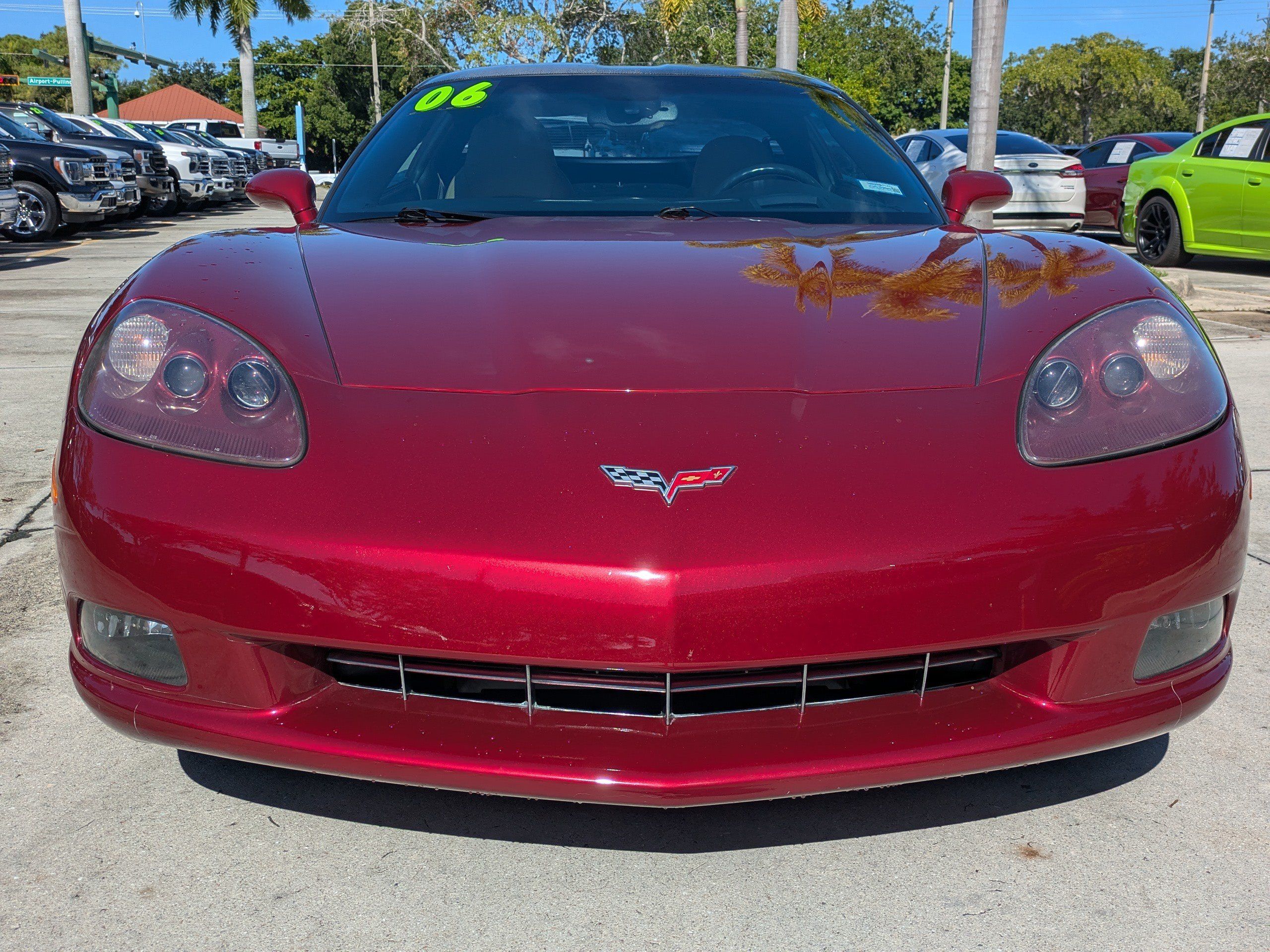 Used 2006 Chevrolet Corvette Coupe w/ Preferred Equipment Group RWD image 8