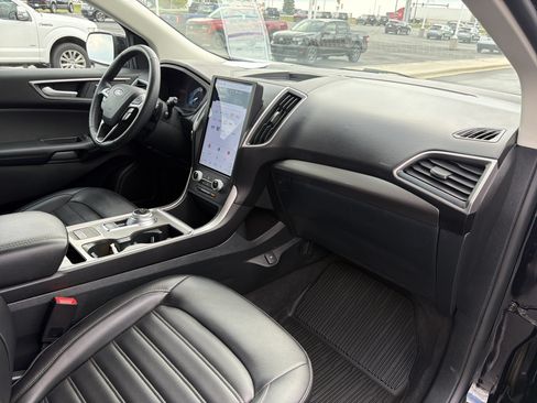 Certified 2024 Ford Edge SEL w/ Convenience Package AWD/4WD image 45