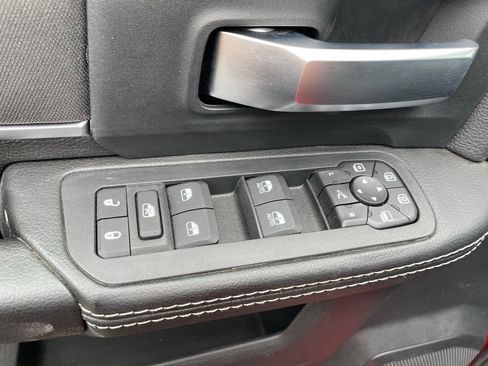 New 2026 RAM 2500 Big Horn AWD/4WD image 9