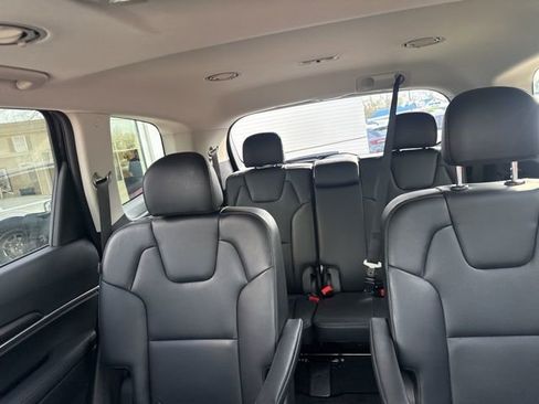 Used 2025 Kia Telluride S image 34