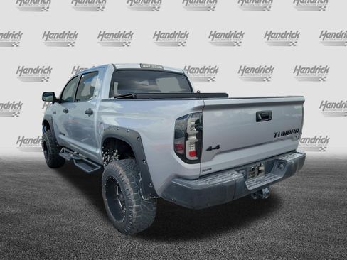 Used 2015 Toyota Tundra SR5 w/ SR5 Upgrade Package AWD/4WD image 8