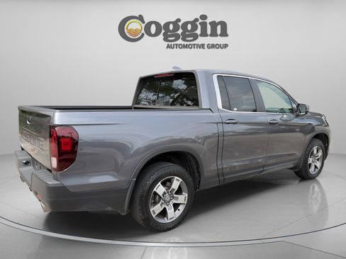 Certified 2024 Honda Ridgeline RTL image 5