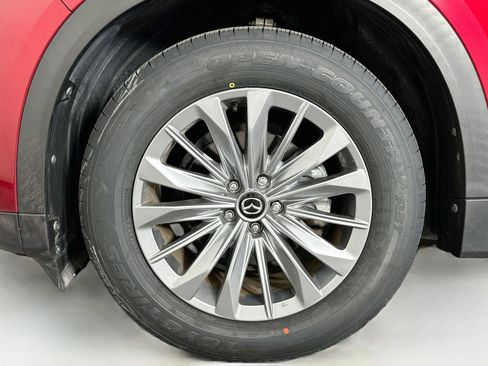Used 2024 MAZDA CX-90 3.3 Turbo w/ Preferred Plus AWD/4WD image 11