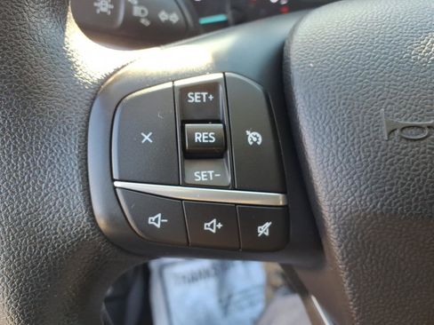 Used 2020 Ford Escape SE image 17