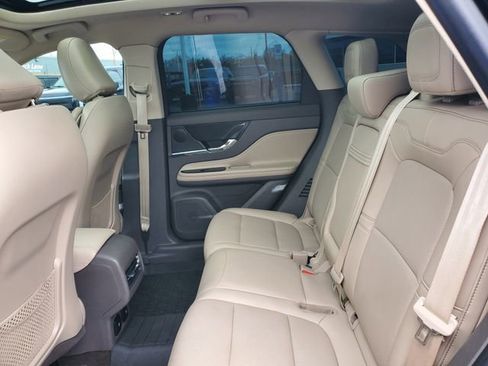 Used 2024 Lincoln Corsair AWD w/ Equipment Group 101A image 23