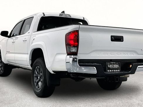 Used 2023 Toyota Tacoma SR5 RWD image 12