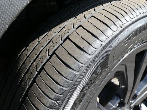 Used 2024 Subaru Forester Sport image 13