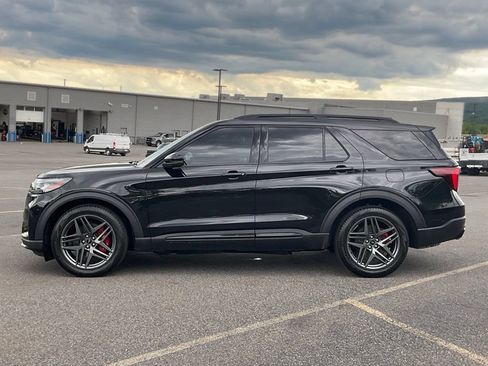 Certified 2025 Ford Explorer ST w/ Sun And Sound Package AWD/4WD image 26