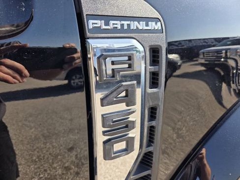 Used 2025 Ford F450 Platinum w/ Platinum Plus Package AWD/4WD image 20