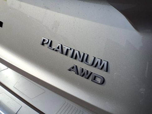 New 2025 Nissan Rogue Platinum w/ Tech Package image 16