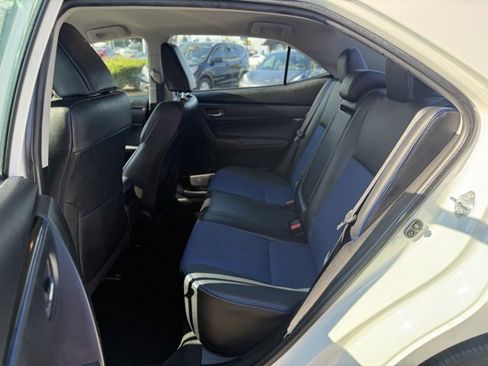 Used 2017 Toyota Corolla SE image 17