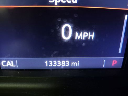 Used 2019 Chevrolet Silverado 1500 LT w/ Texas Edition image 12