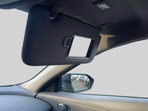 Certified 2023 Hyundai Elantra SEL image 31