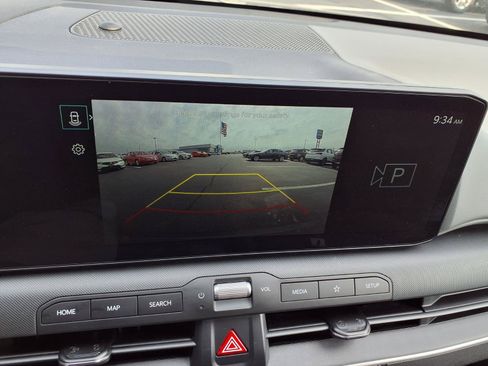 Used 2025 Kia K4 FWD image 5